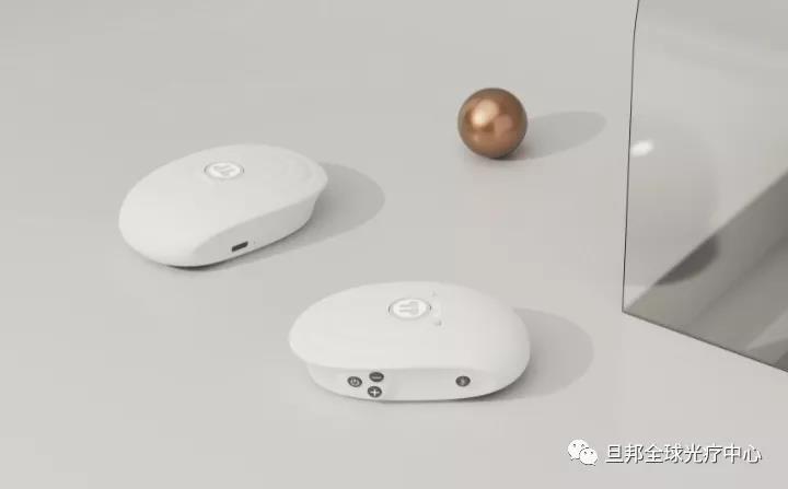 震惊中外的“深痊光”,黑科技脐光宝光疗仪发布!(图4) 震惊中外的“深痊光”,黑科技脐光宝光疗仪发布!(图4)